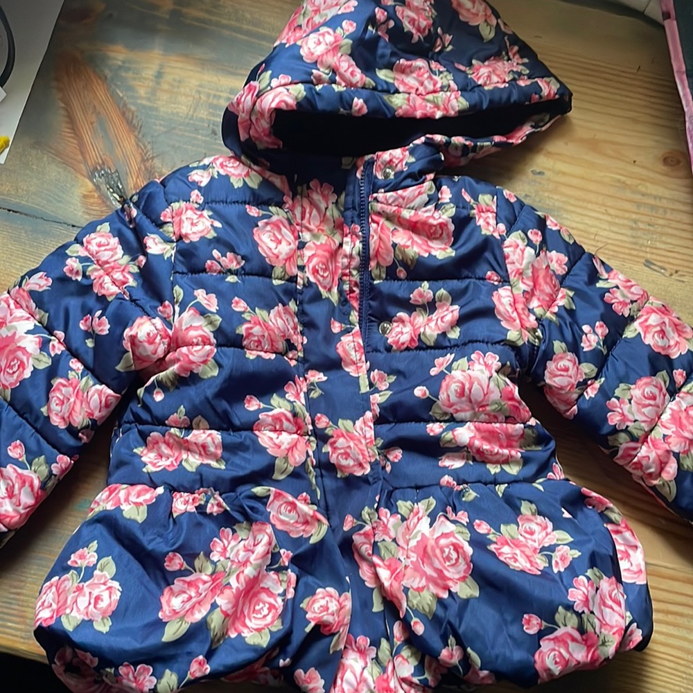 Floral puffy coat